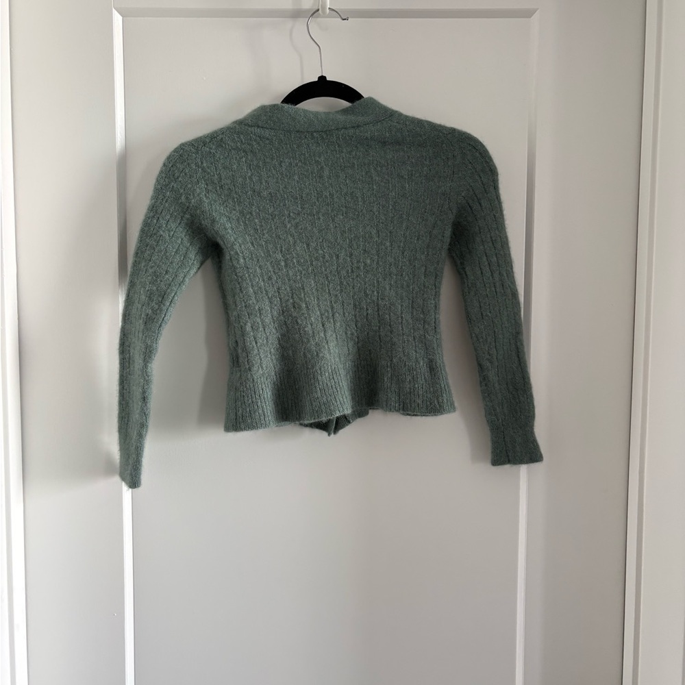 Kilte Sage Knit Button-Front Women's Sweater - Picture 3 of 4